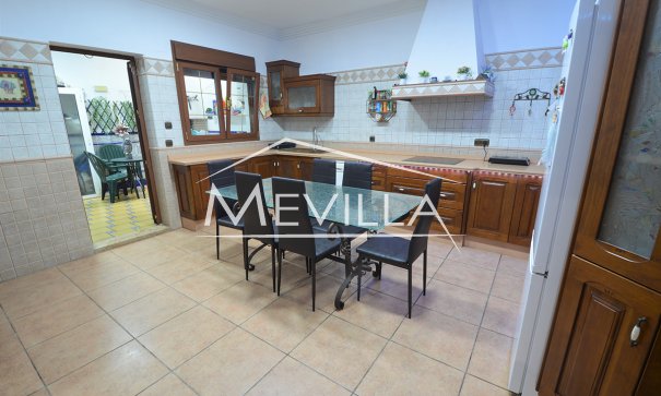 Reventas - Piso / Apartamento - San Miguel de Salinas