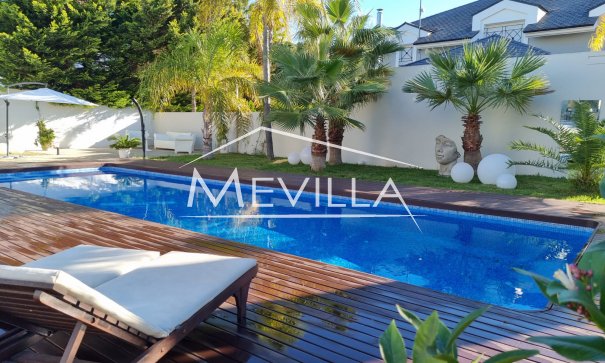 Resales - Villa - Orihuela Costa - Campoamor