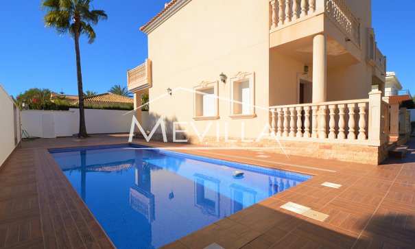 Salg (Resales) - Villa - Orihuela Costa - Cabo Roig