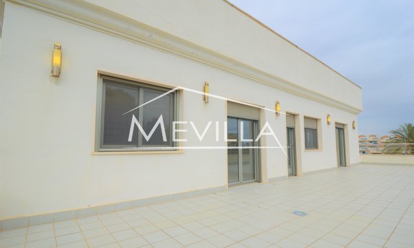 Resales - Villa - Orihuela Costa - La Zenia