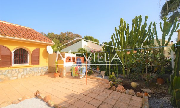 Resales - Villa - Orihuela Costa - La Zenia