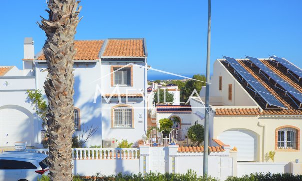 Resales - Villa - Orihuela Costa - Villamartin