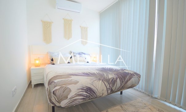 Resales - Villa - Orihuela Costa - Playa Flamenca