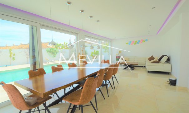 Resales - Villa - Orihuela Costa - La Zenia