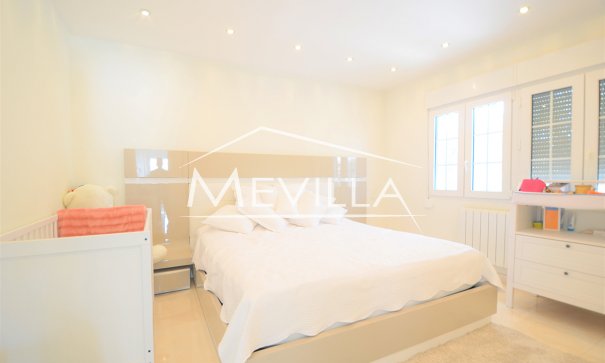 Resales - Villa - Orihuela Costa - La Zenia