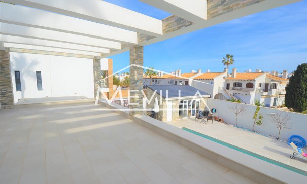 Resales - Villa - Orihuela Costa - La Zenia