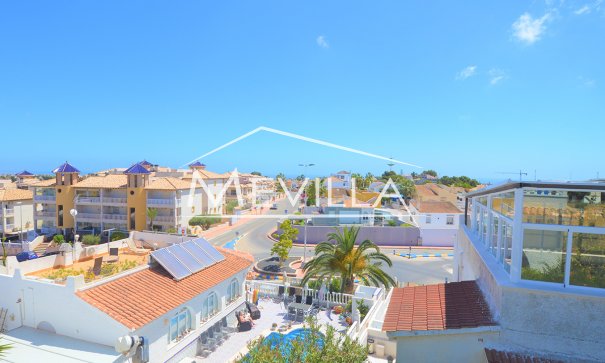 Reventas - Chalet / Villa - Orihuela Costa - Villamartin