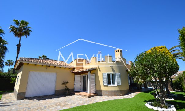 Resales - Villa - Orihuela Costa - Cabo Roig