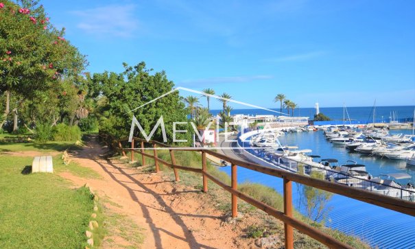 Reventas - Chalet / Villa - Orihuela Costa - Campoamor