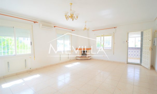 Salg (Resales) - Villa - Torrevieja - Los Altos