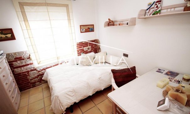 Resales - Villa - Torrevieja