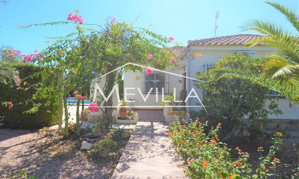 Resales - Villa - Orihuela Costa - La Zenia