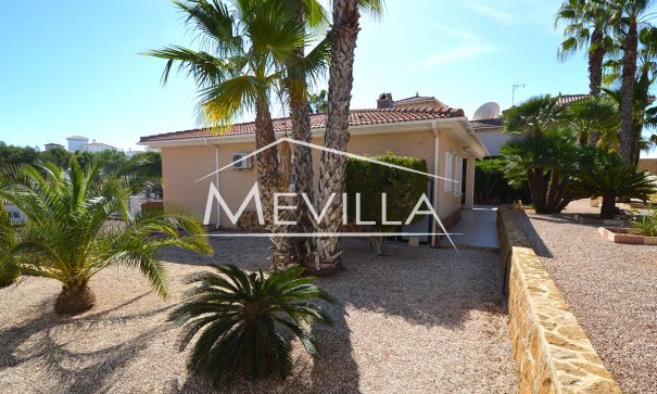 Resales - Villa - Orihuela Costa - Villamartin