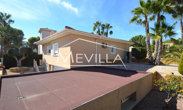 Resales - Villa - Orihuela Costa - Villamartin