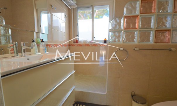 Resales - Villa - Orihuela Costa - Villamartin