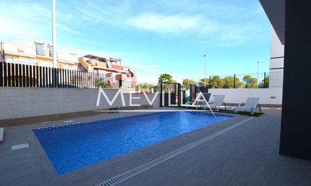 Resales - Villa - Orihuela Costa - Villamartin