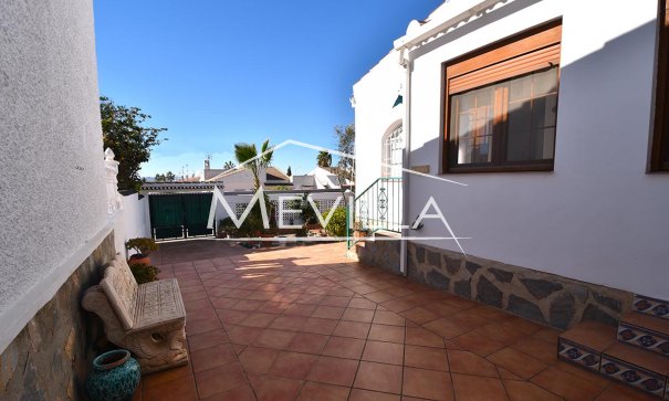 Resales - Villa - Torrevieja