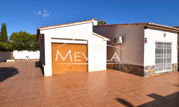 Resales - Villa - Orihuela Costa - La Zenia