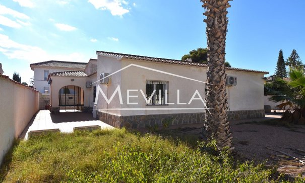 Resales - Villa - Orihuela Costa - La Zenia