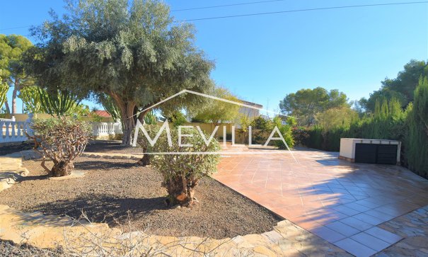 Resales - Villa - Orihuela Costa - Villamartin