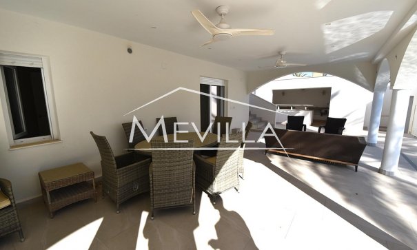 Reventas - Chalet / Villa - Orihuela Costa - Cabo Roig
