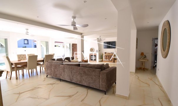Reventas - Chalet / Villa - Orihuela Costa - Cabo Roig