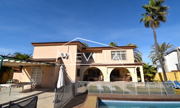 Reventes - Villa - Orihuela Costa - La Zenia