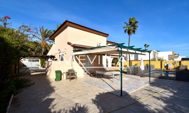 Reventes - Villa - Orihuela Costa - La Zenia