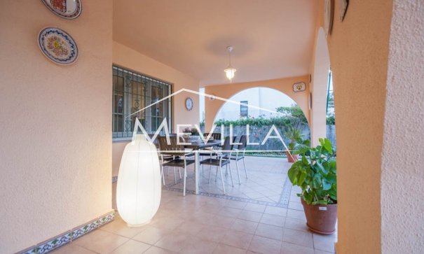 Reventes - Villa - Orihuela Costa - La Zenia