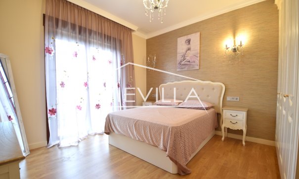 Salg (Resales) - Villa - Orihuela Costa - Cabo Roig