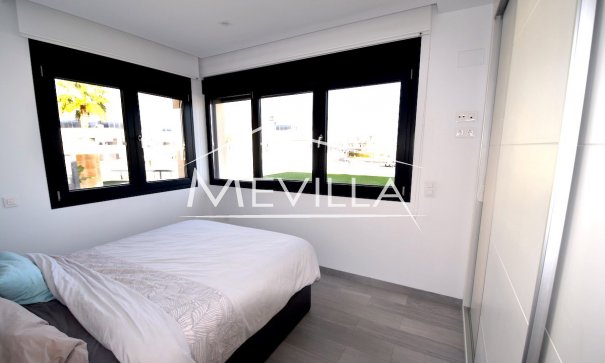 Salg (Resales) - Villa - Orihuela Costa - Lomas de Cabo Roig