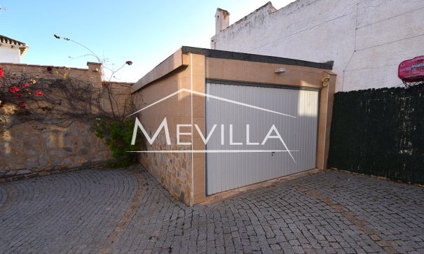 Resales - Villa - Orihuela Costa - La Zenia