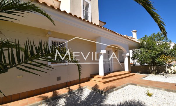 Resales - Villa - Orihuela Costa - Villamartin