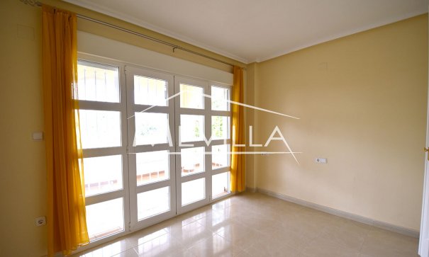 Resales - Villa - Orihuela Costa - Villamartin