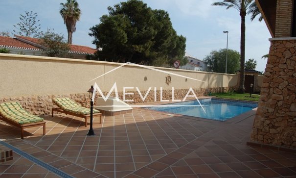 Resales - Villa - Orihuela Costa - La Zenia