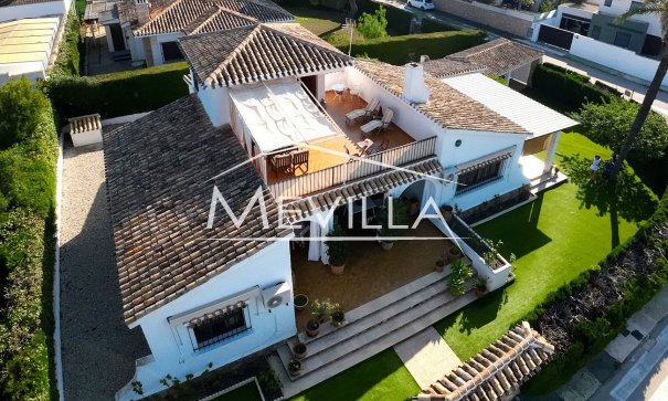 Salg (Resales) - Villa - Orihuela Costa - Campoamor