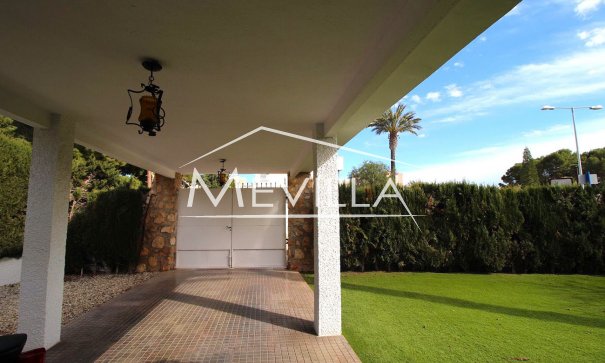 Salg (Resales) - Villa - Orihuela Costa - Campoamor