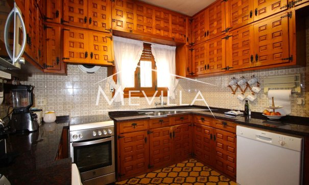 Salg (Resales) - Villa - Orihuela Costa - Campoamor