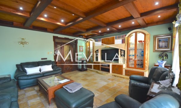 Resales - Villa - Torrevieja