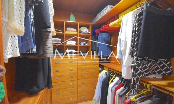Resales - Villa - Torrevieja