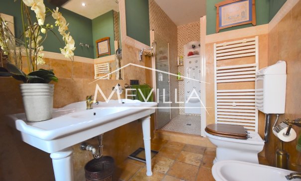 Resales - Villa - Torrevieja