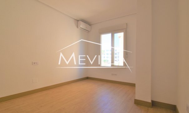 Återförsäljare -  - Orihuela Costa - La Zenia