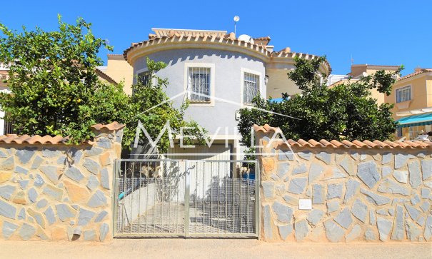 Salg (Resales) - Villa - Orihuela Costa - Playa Flamenca
