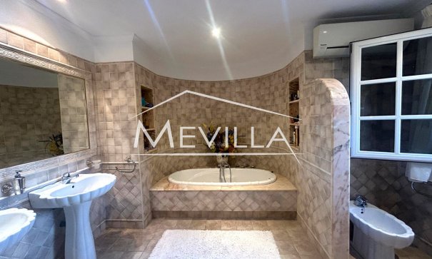 Resales - Villa - Torrevieja - Los Balcones
