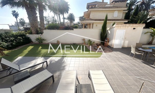 Resales - Villa - Orihuela Costa - La Zenia