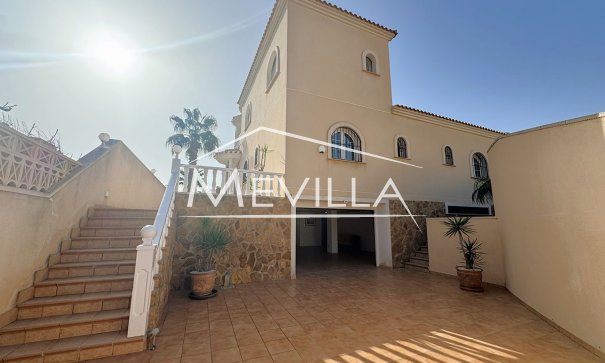 Resales - Villa - Orihuela Costa - Playa Flamenca