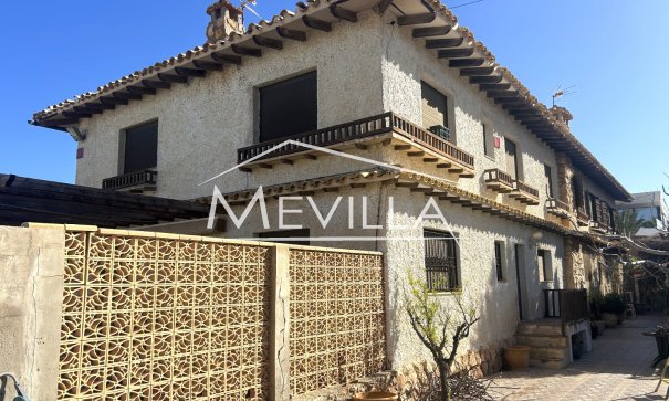 Reventas - Chalet / Villa - Orihuela Costa - Cabo Roig