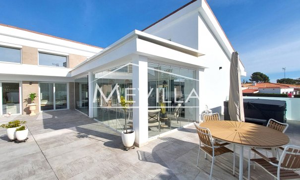 Resales - Villa - Orihuela Costa - Campoamor