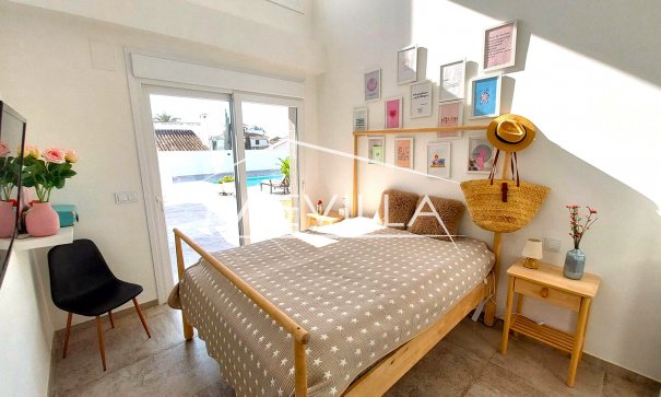 Resales - Villa - Orihuela Costa - Campoamor