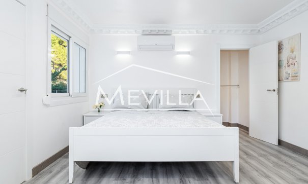 Resales - Villa - Orihuela Costa - Campoamor